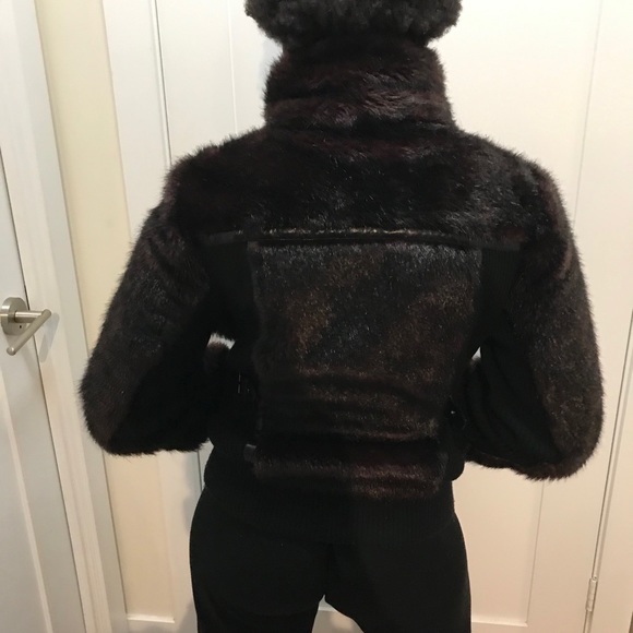 Faux fur Guess bomber jacket - Picture 2 of 6
